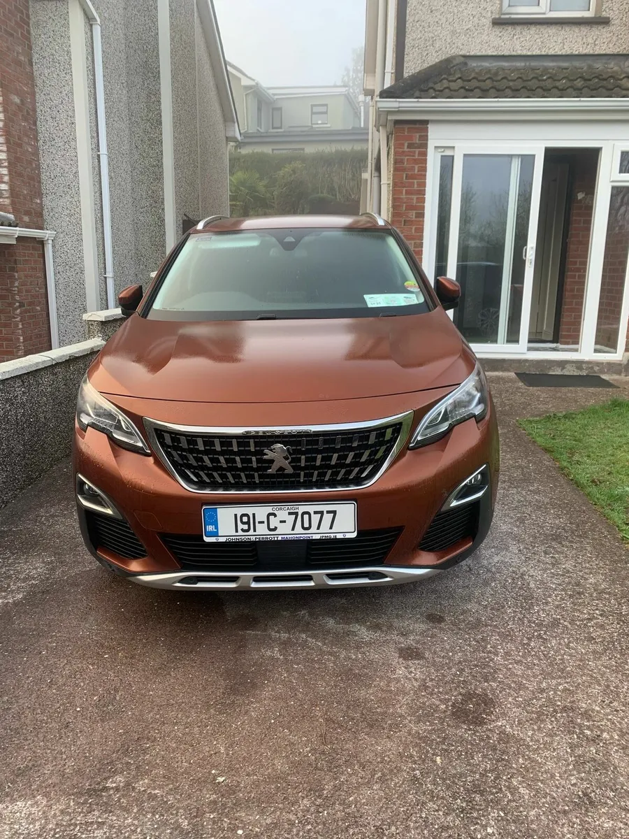 2019 peugeot 3008 allure small mileage - Image 1
