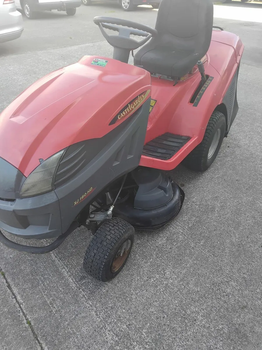Castelgarden mower 15.5hp hydrostatic - Image 4