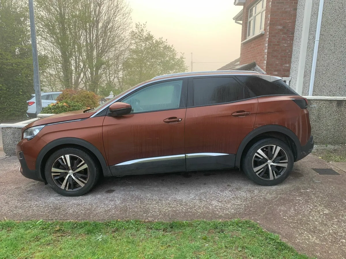 2019 peugeot 3008 allure small mileage - Image 3