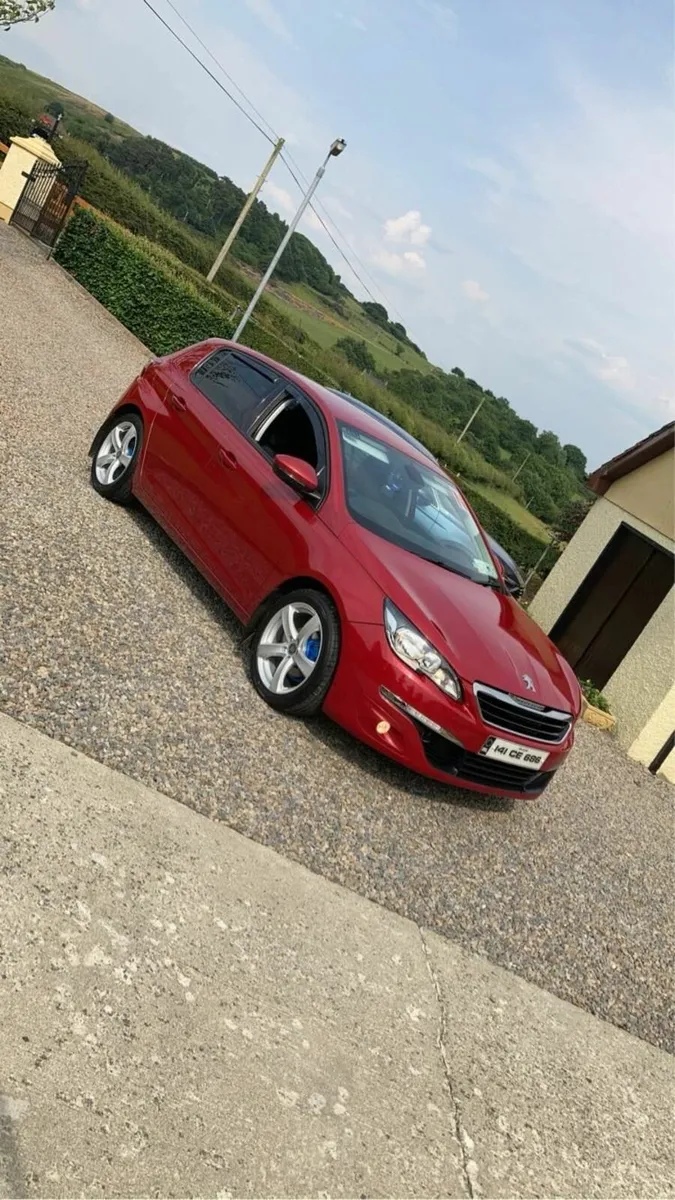 Peugeot 308 2014 - Image 2