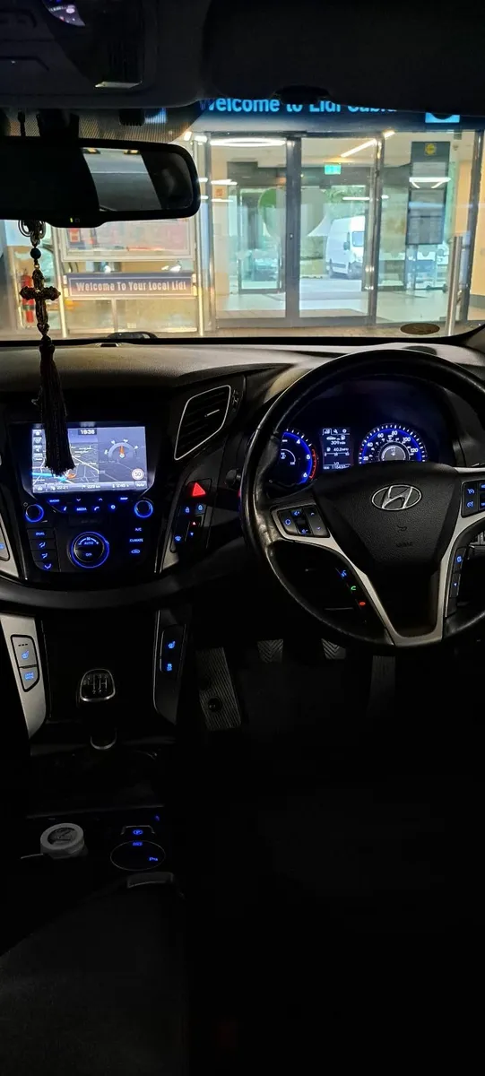 Hyundai i40 2017 - Image 2