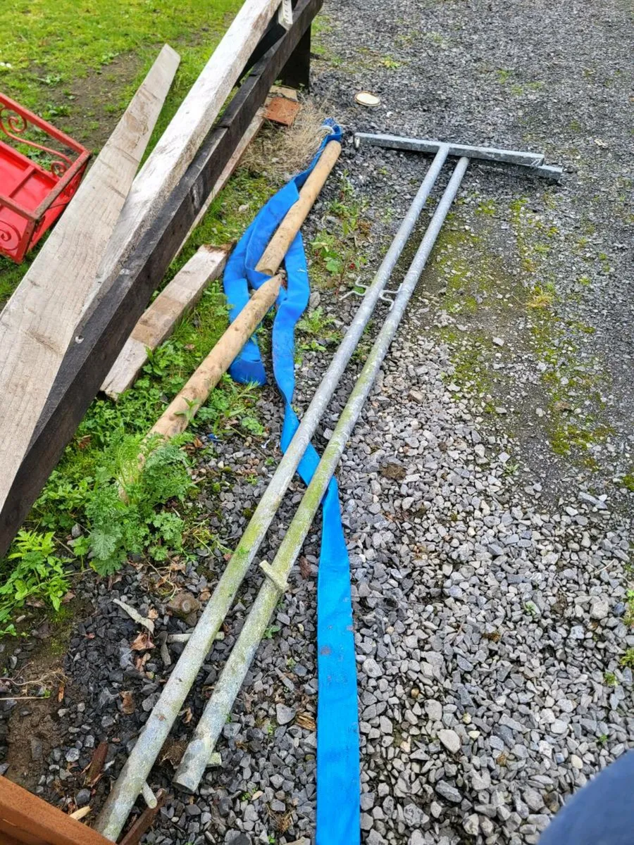 Clothes line poles galvanised - Image 1