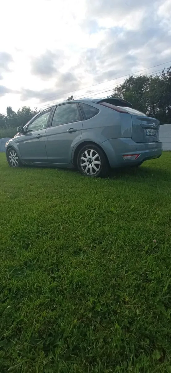 Ford focus car - Image 4
