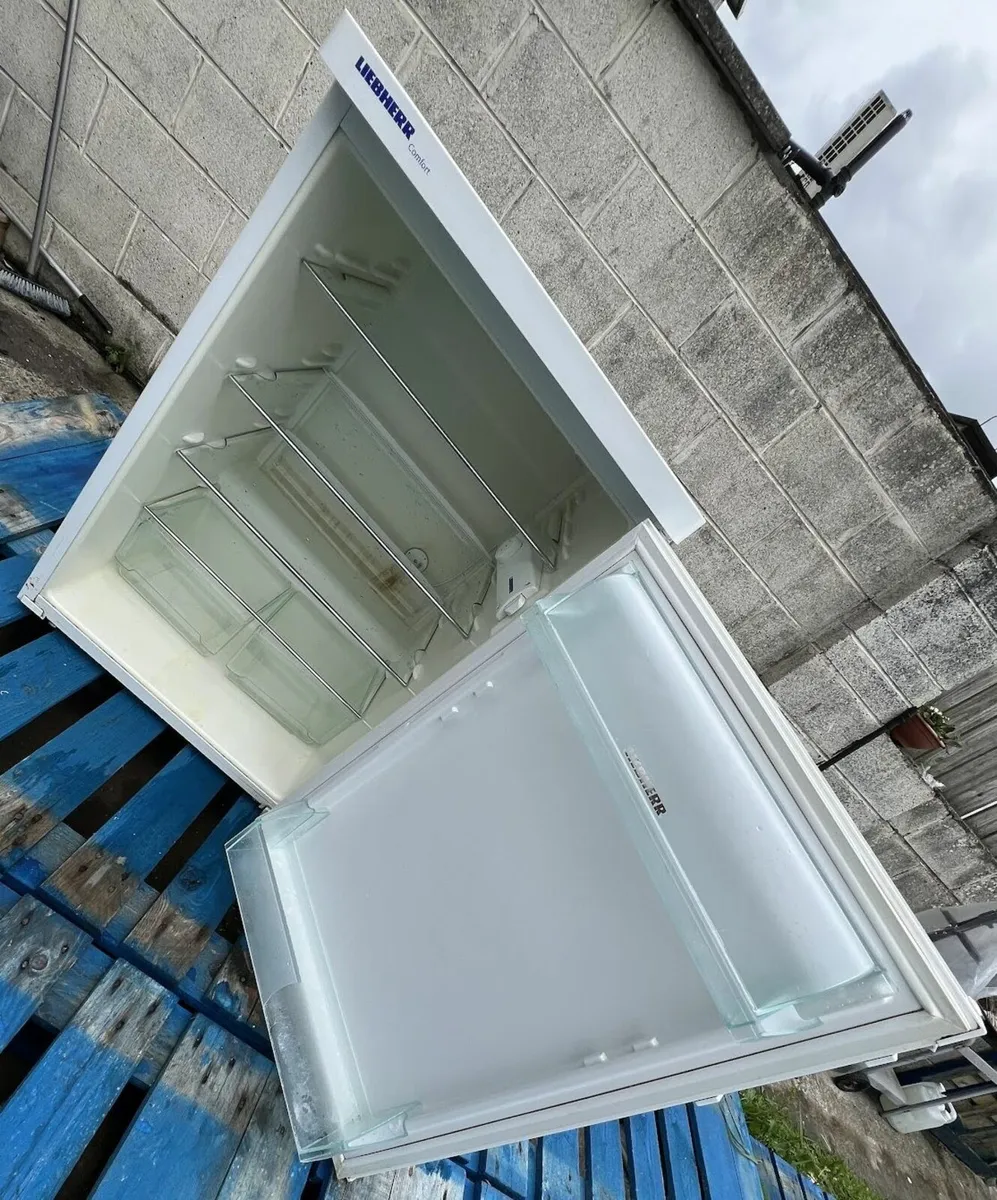 Liebherr Comfort Undercounter Fridge - Image 2