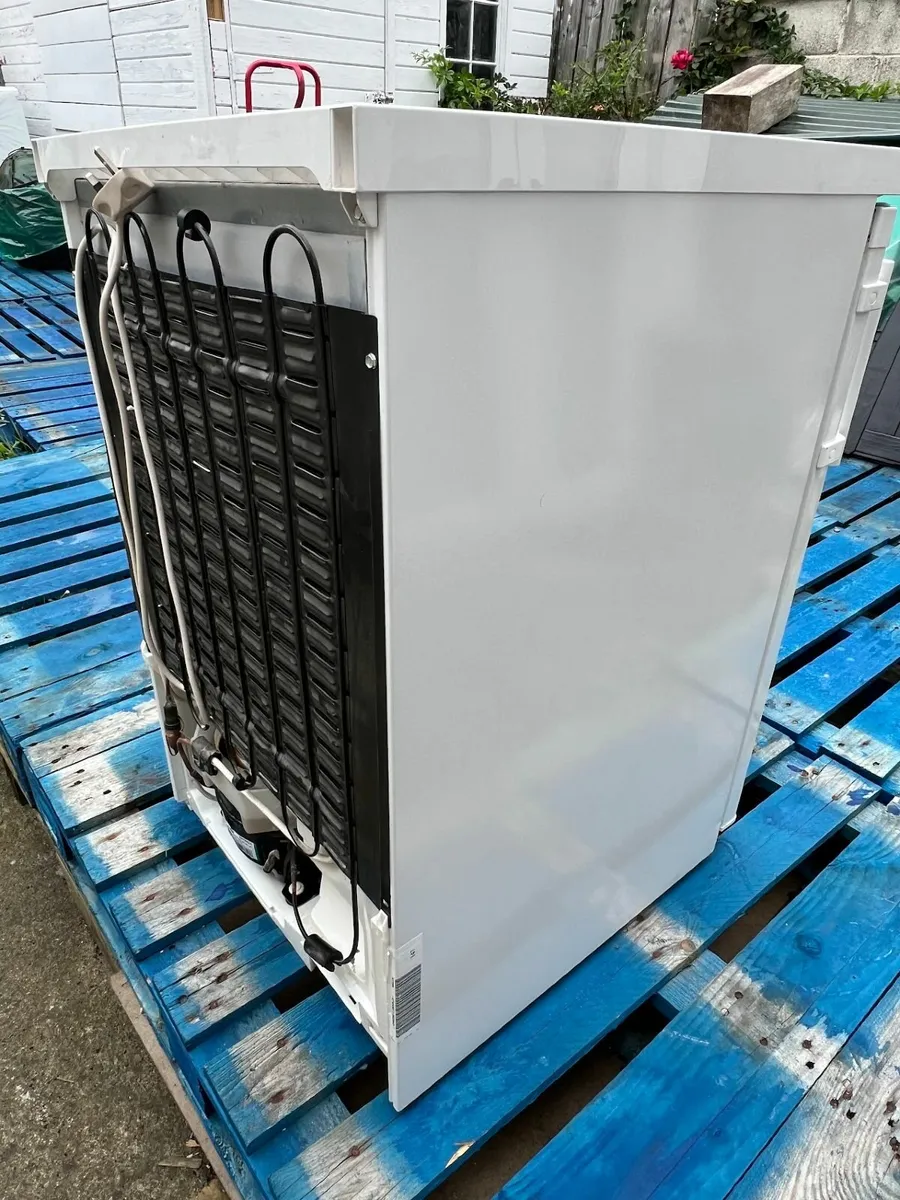 Liebherr Comfort Undercounter Fridge - Image 4