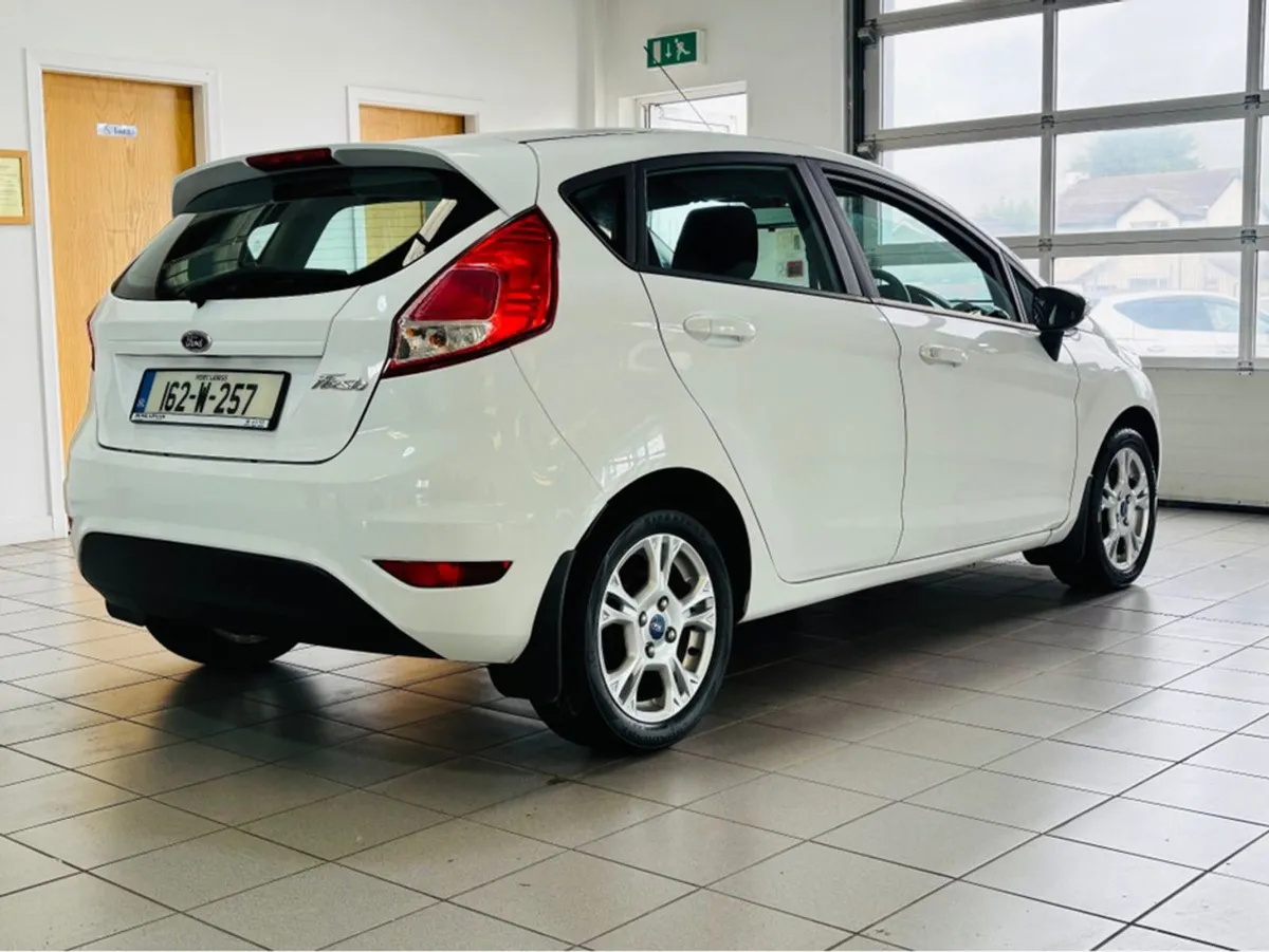 Ford Fiesta Zetec 1.25 60ps M5 5DR MCA 4DR - Image 3