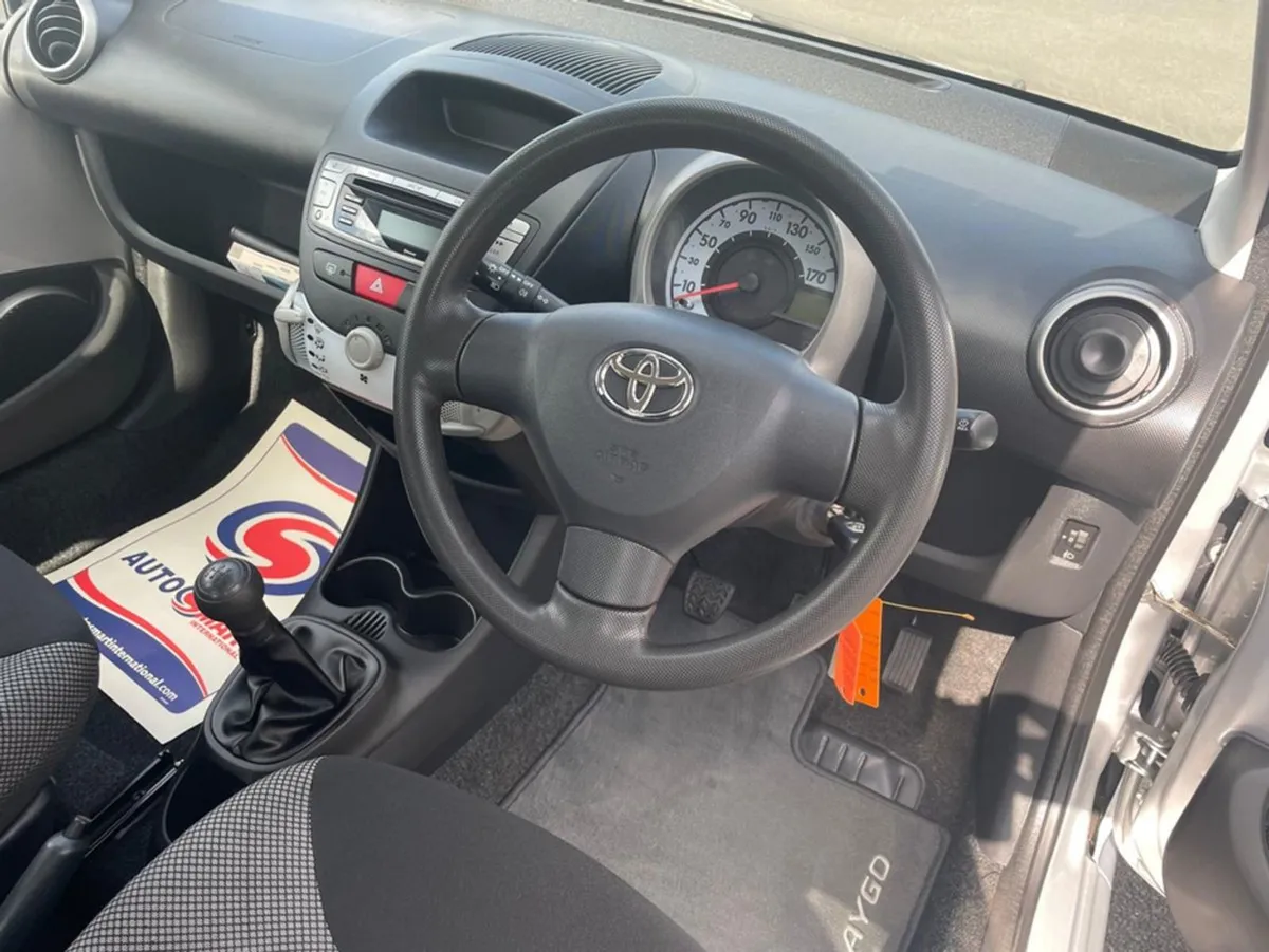 Toyota Yaris 1.0 Sport 4DR (only 40 Mins From Dub - Image 4