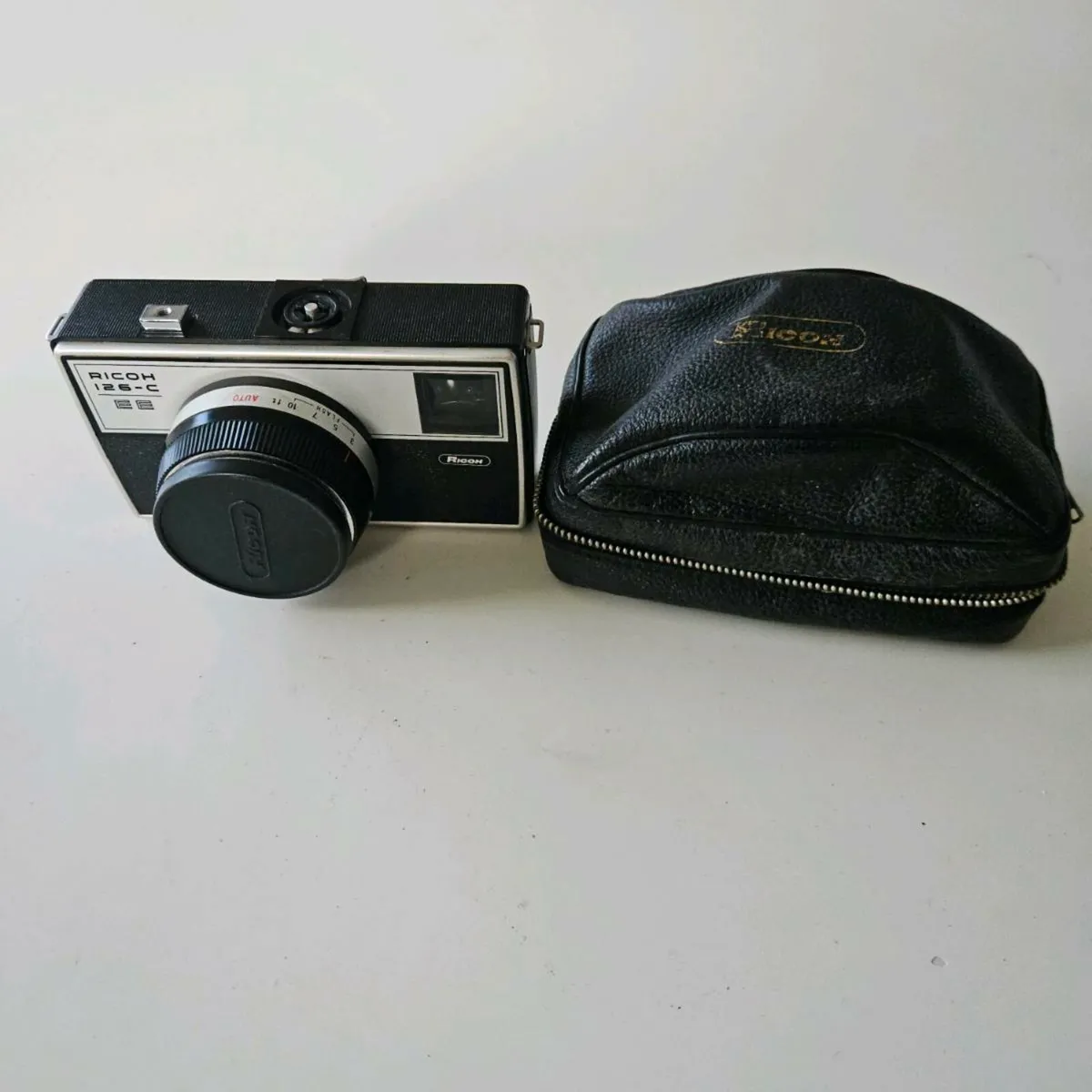 Ricoh 126-c  EE camera - Image 1