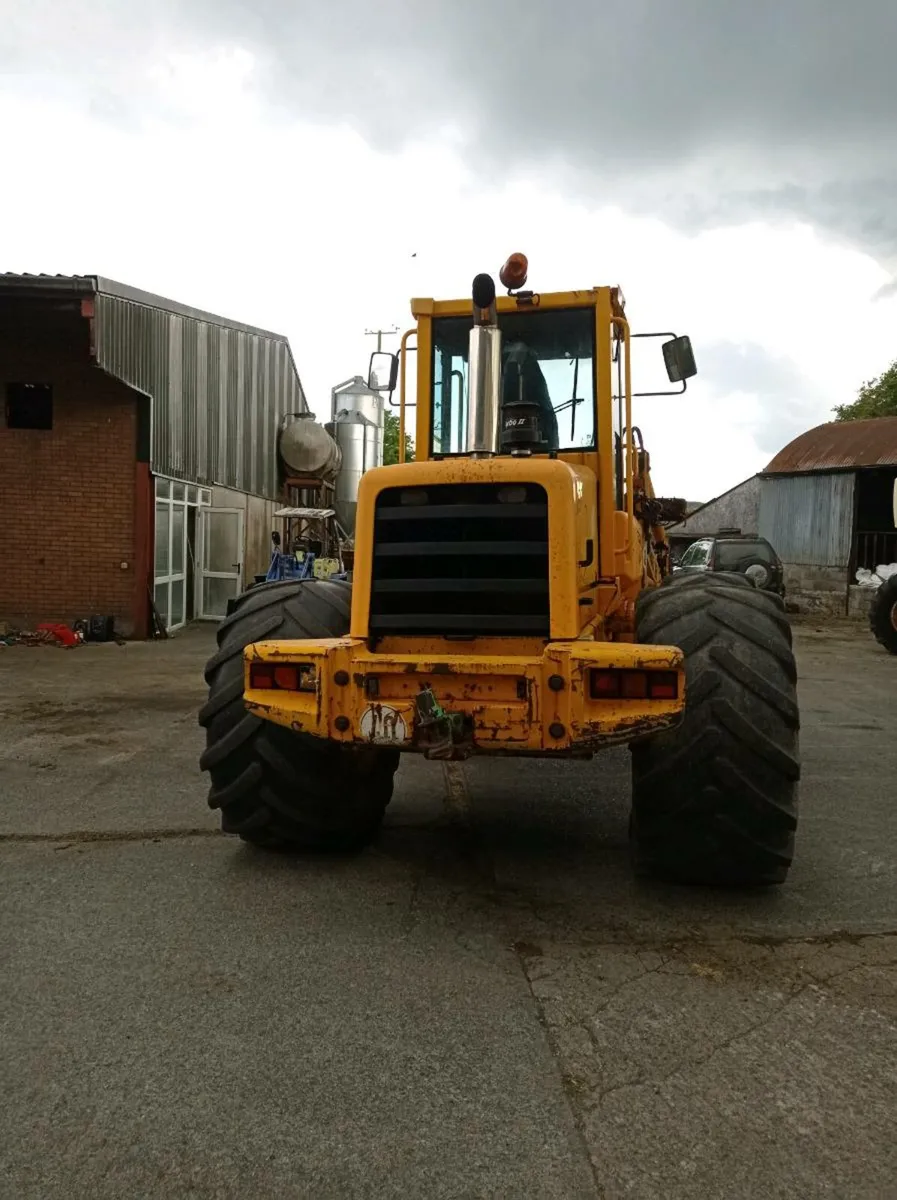 JCB farm shovel - Image 3