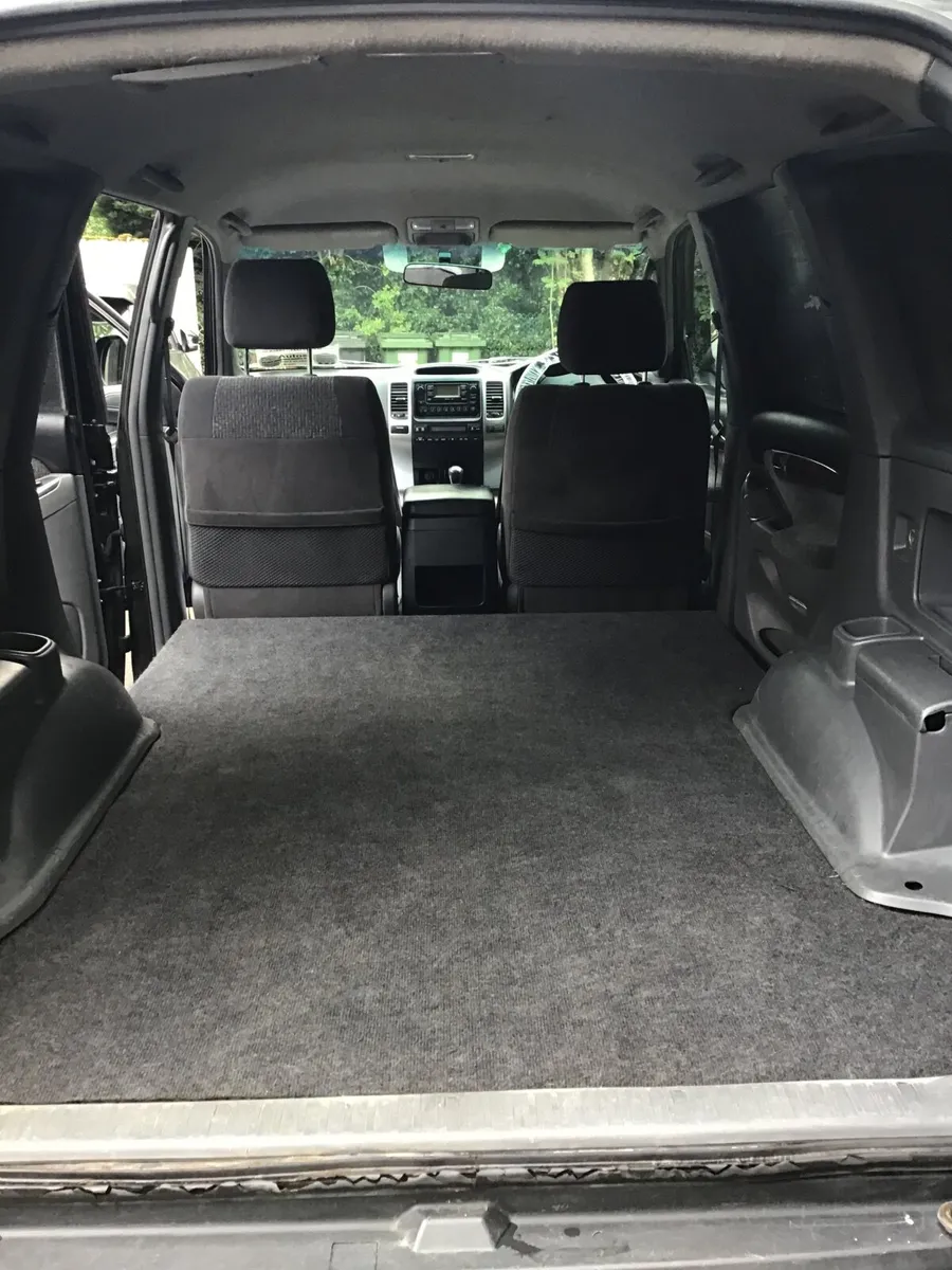 Toyota Land Cruiser 2007 - Image 2