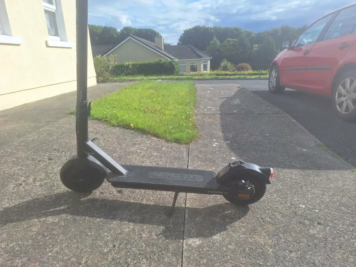 Electric scooter - Image 3