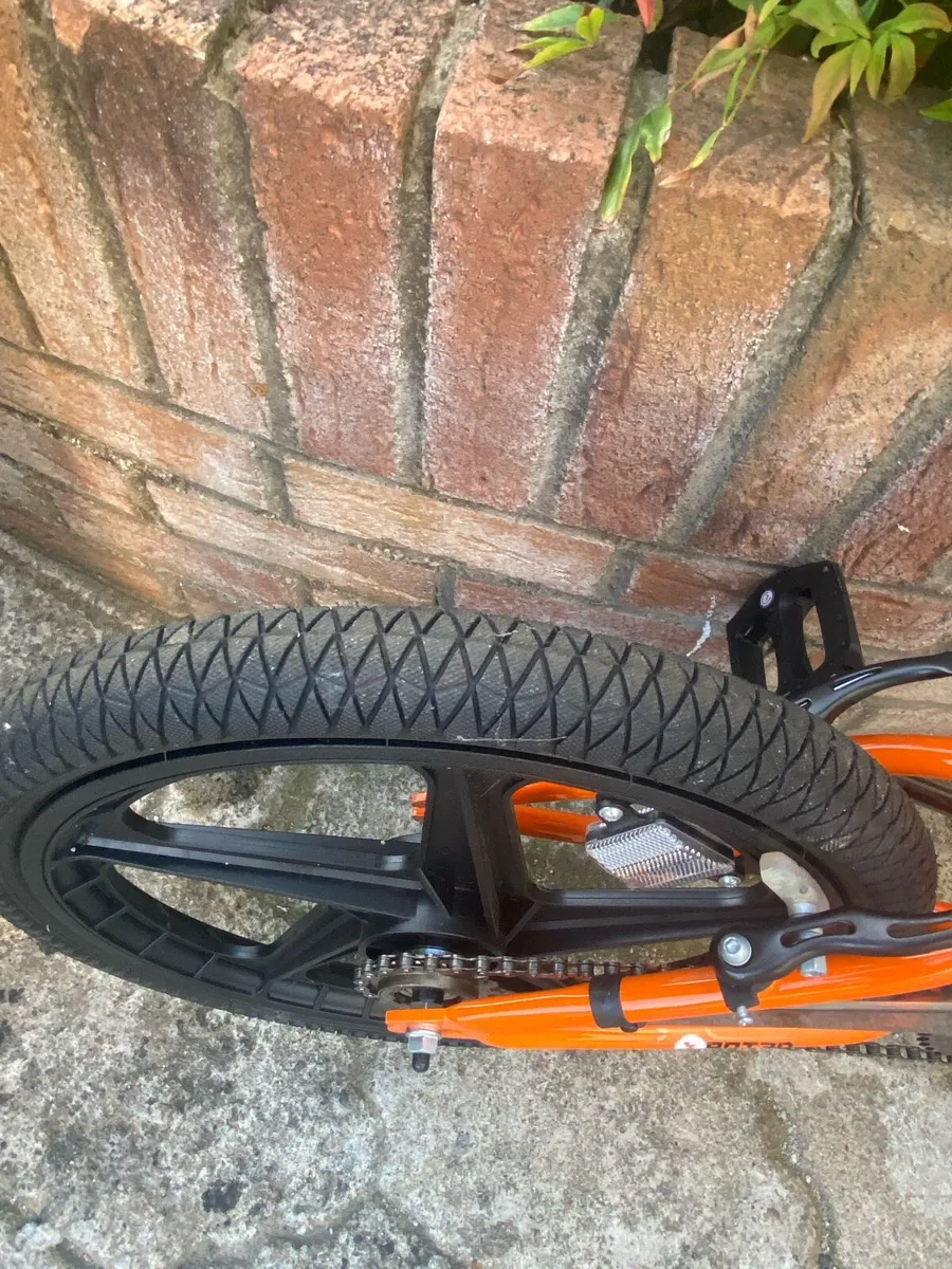 Child’s bike - Image 4