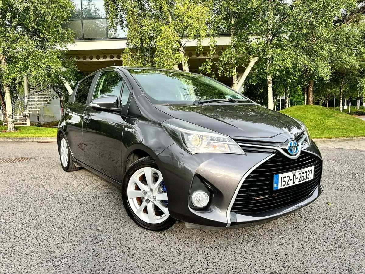 Toyota Yaris Hybrid 1.4 Automatic VVTI Sport - Image 1