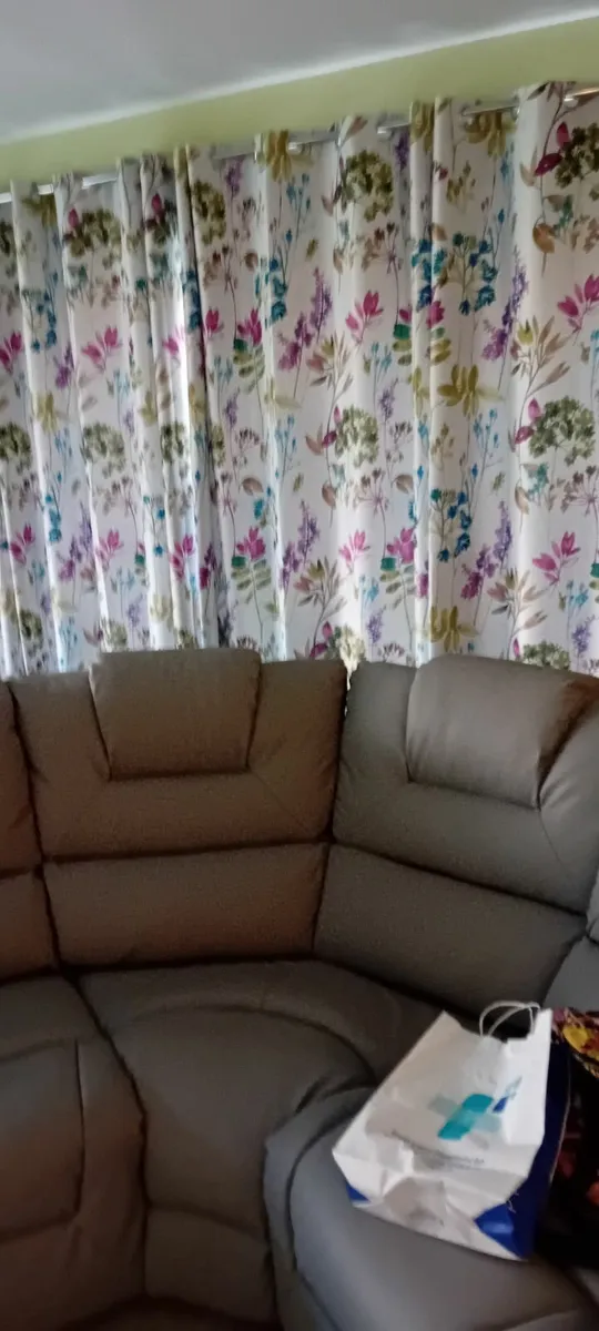 Curtains 6 pairs 66 x 90 - Image 2