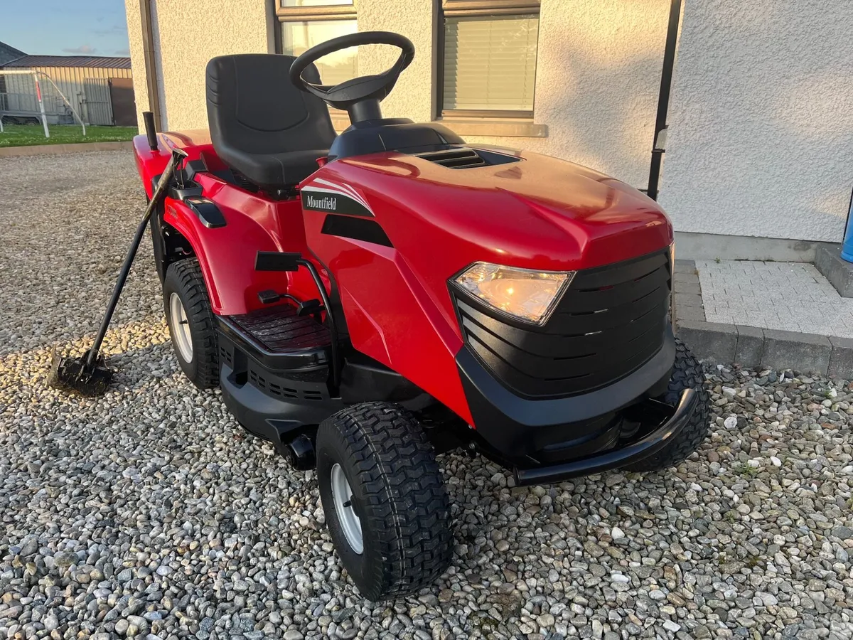 Mountfield 16hp Hydrostatic Ride on lawnmower - Image 3