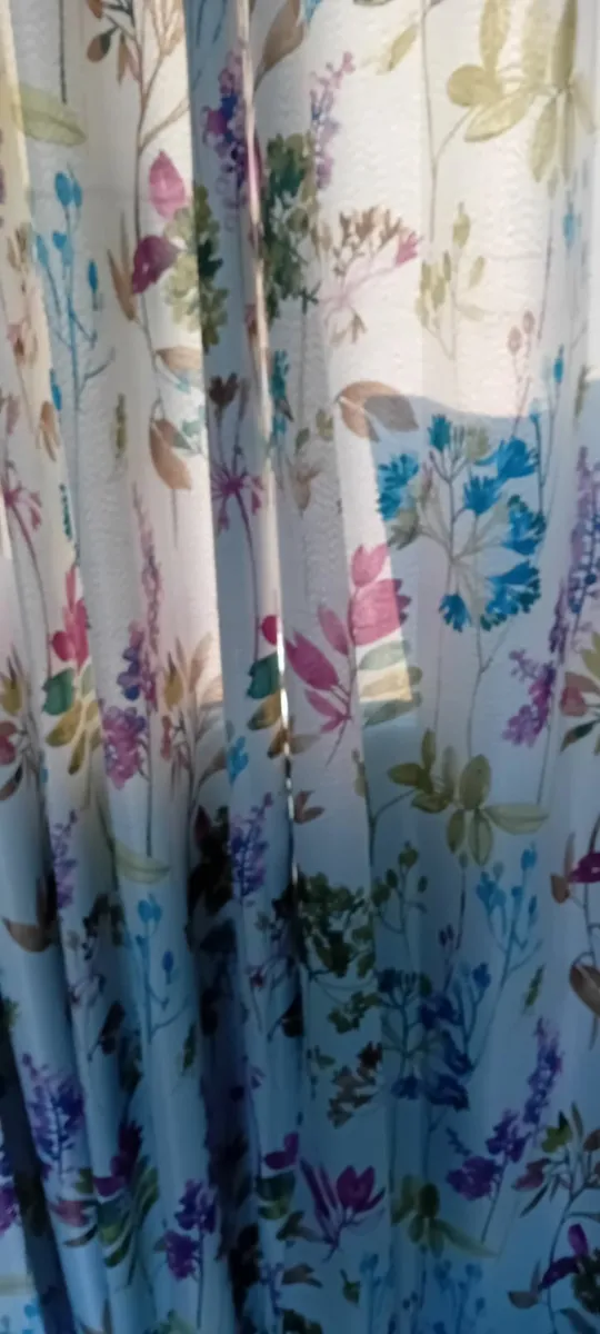 Curtains 6 pairs 66 x 90 - Image 3