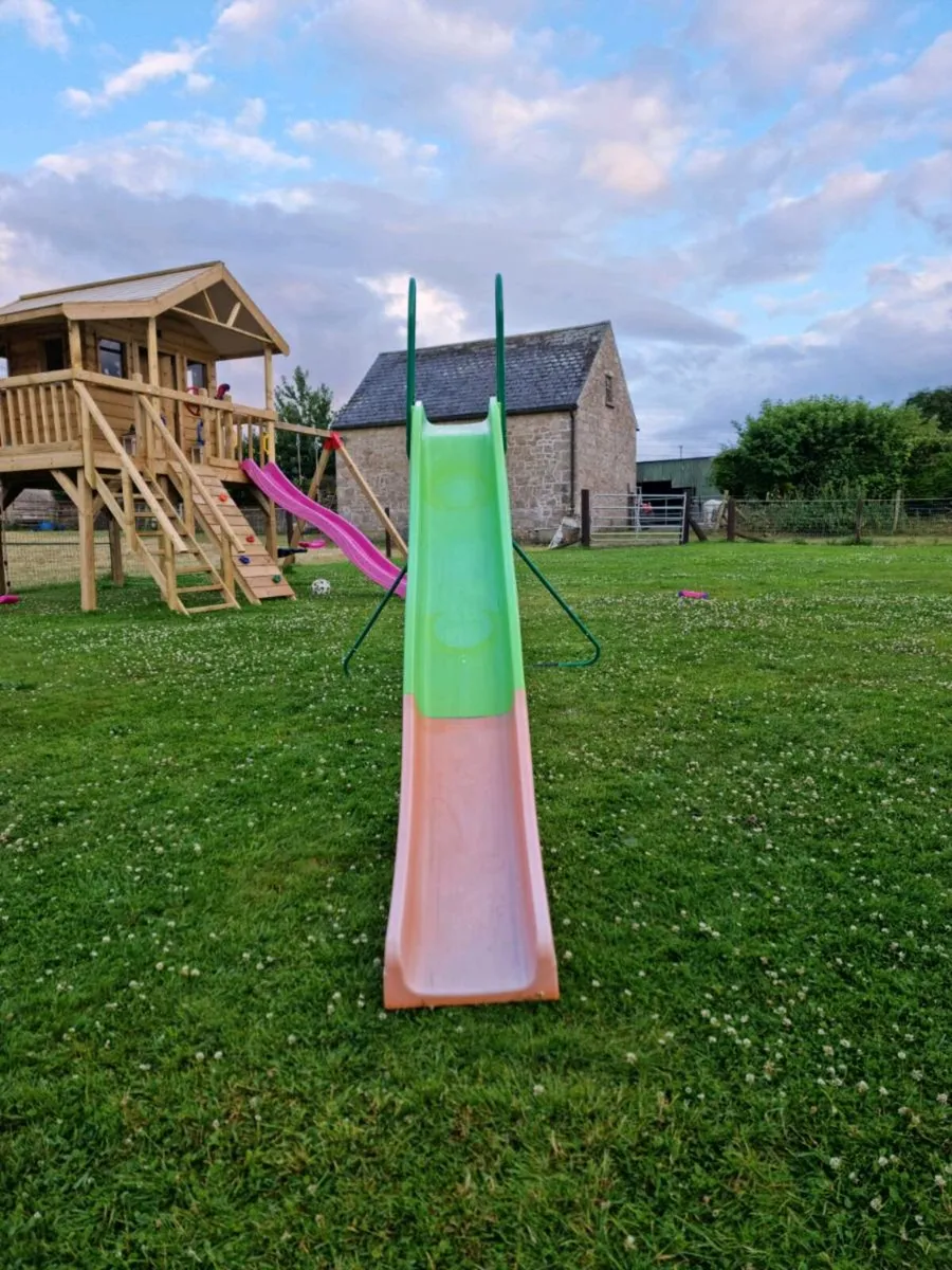 10ft Double Wave Slide €120 - Image 2