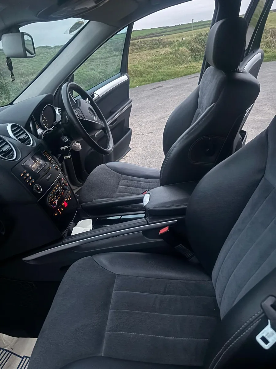 Mercedes-Benz ML - Image 2