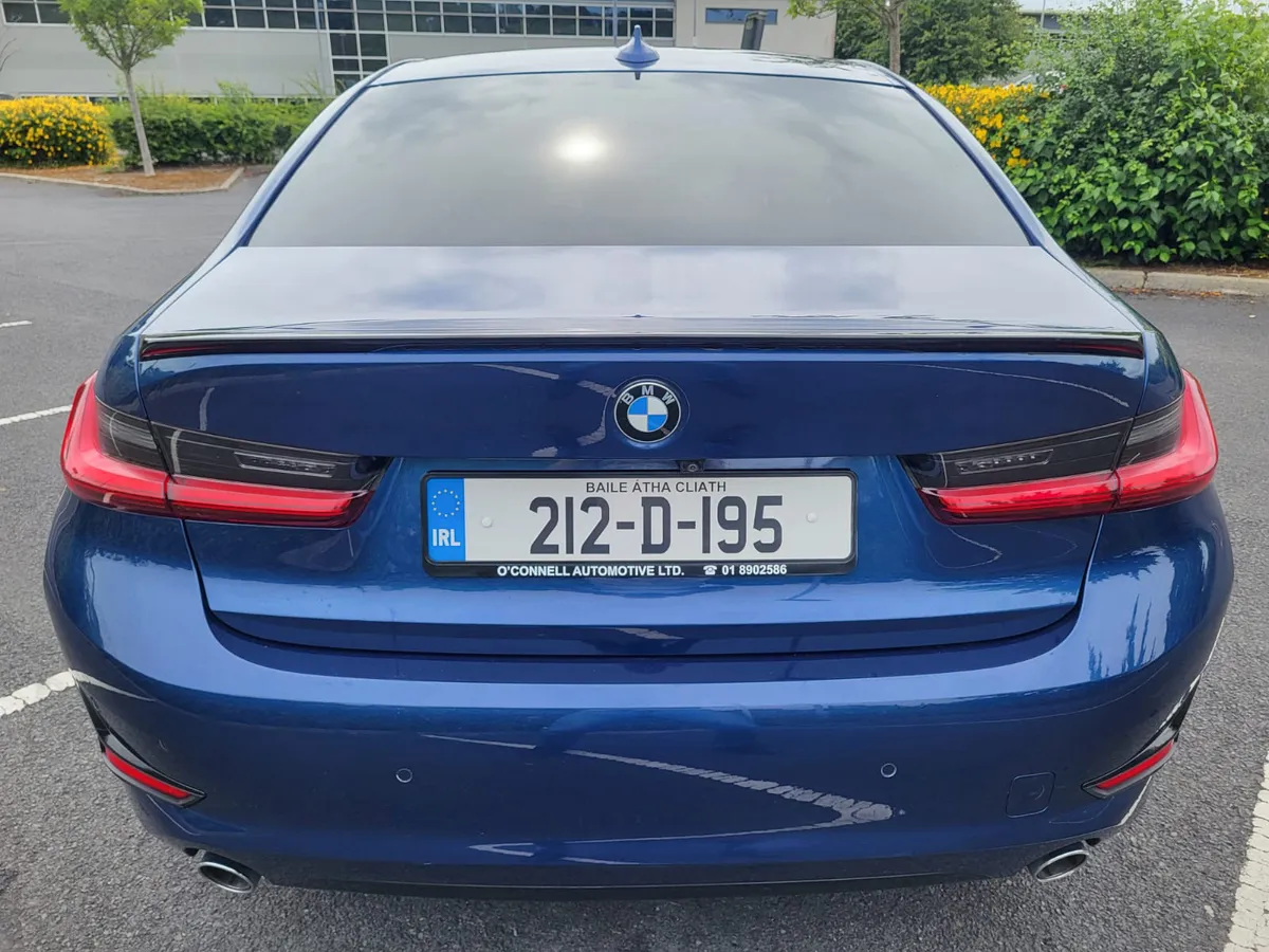 2021 BMW 318 SPORT AUTO + M SPORT 20"ALLOYS - Image 4