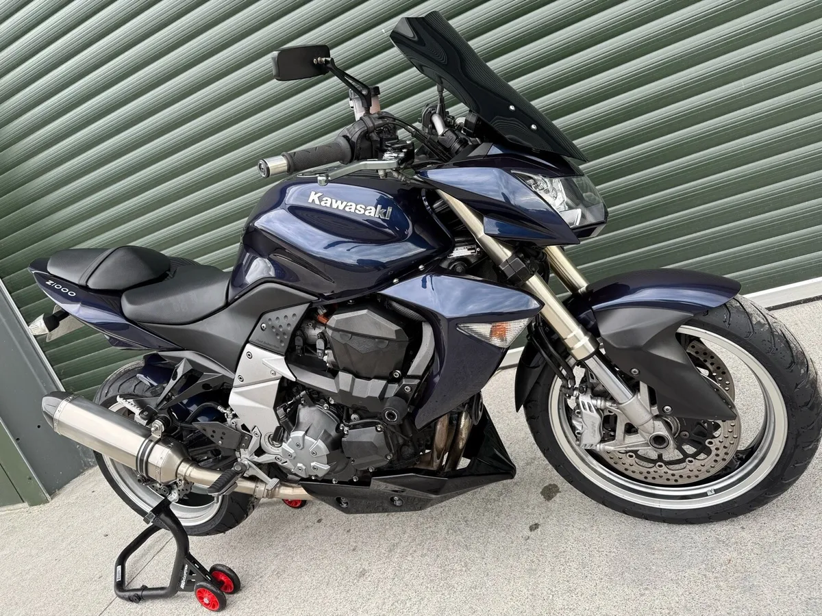 Kawasaki Z1000 - Image 1