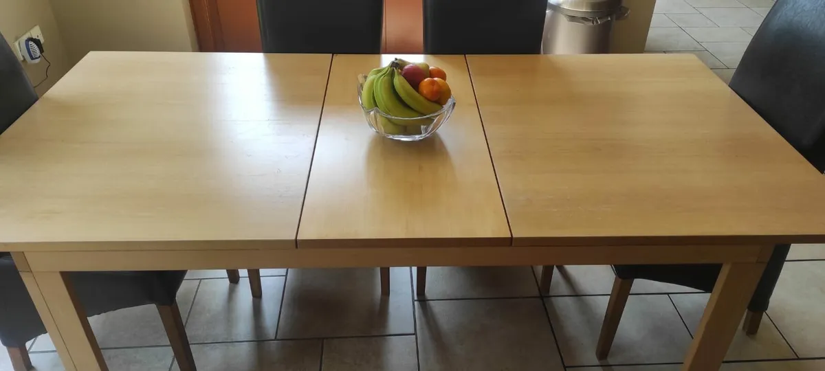Kitchen Table - Image 4