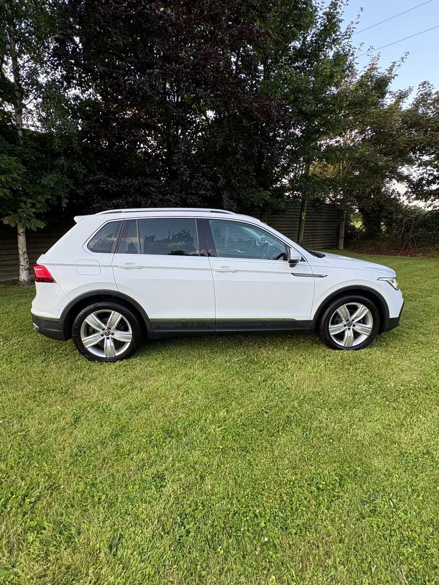 Volkswagen Tiguan 2.0 Diesel Elegance - Image 1