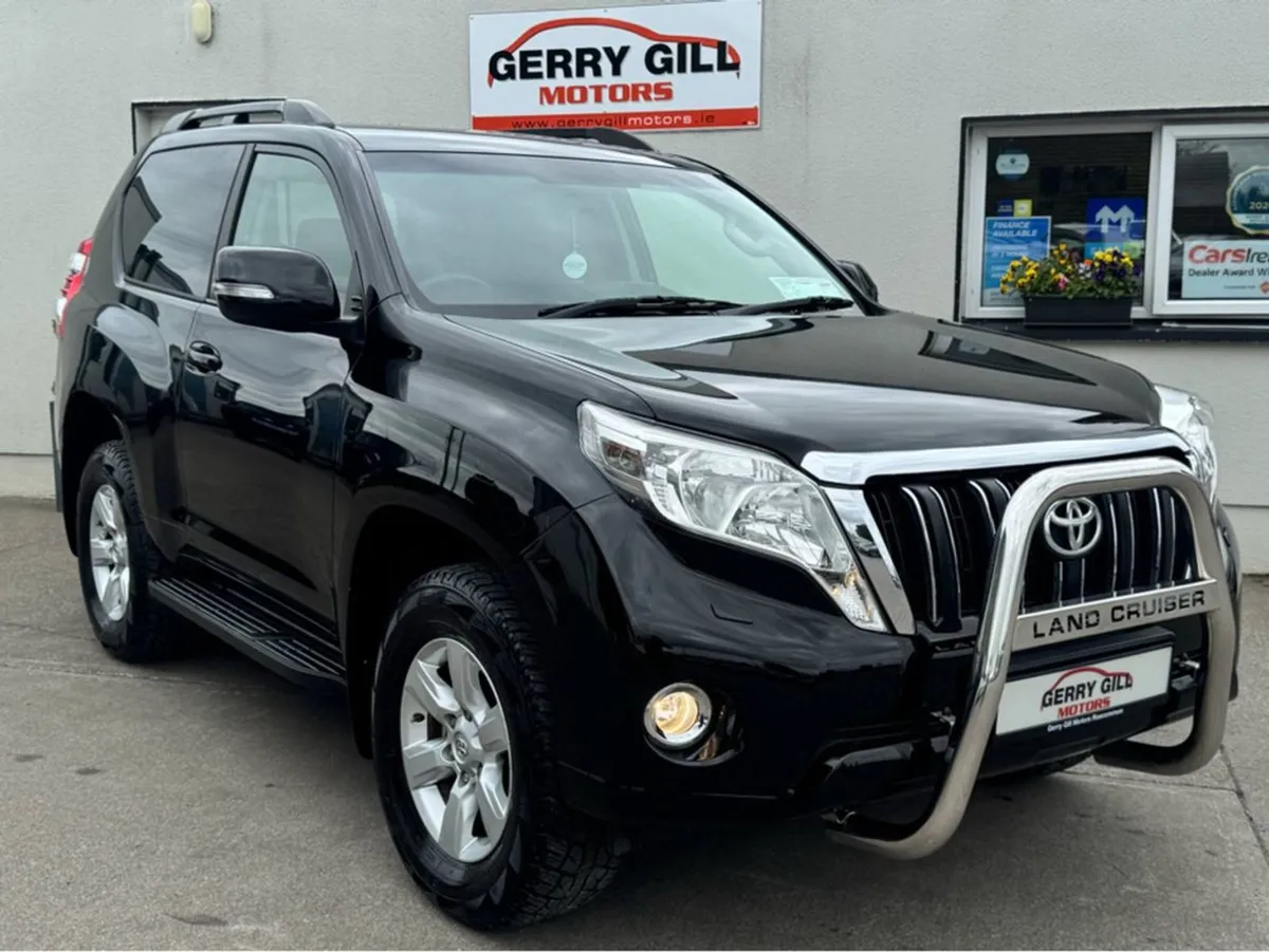 Toyota Landcruiser Land CRU LC SWB Commercial 2DR - Image 1