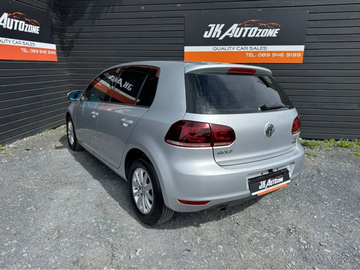 Volkswagen Golf Auto - Image 4