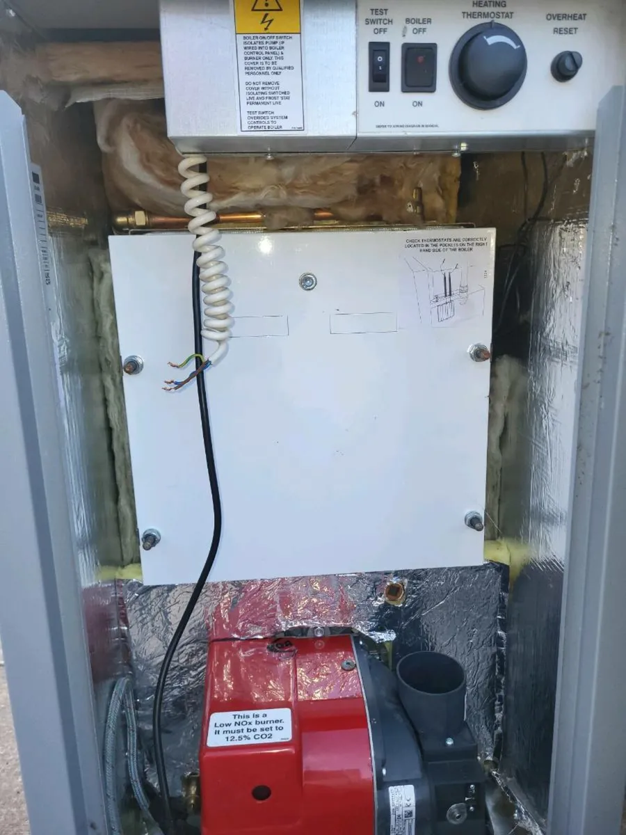 Grant vortex 26kw condensing oil boiler and tank - Image 3