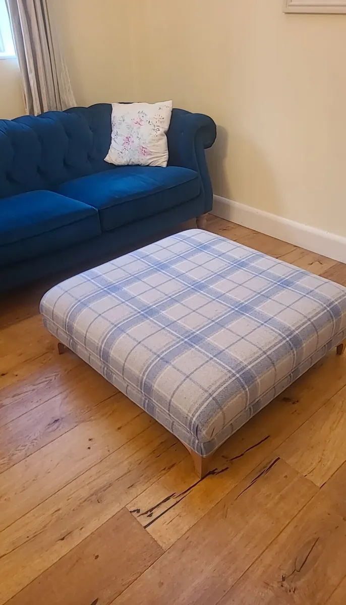 Fabric ottoman - Image 2