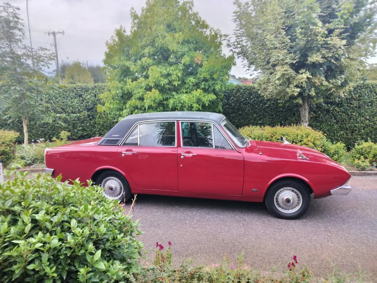 Ford corsair 2000e - Image 2
