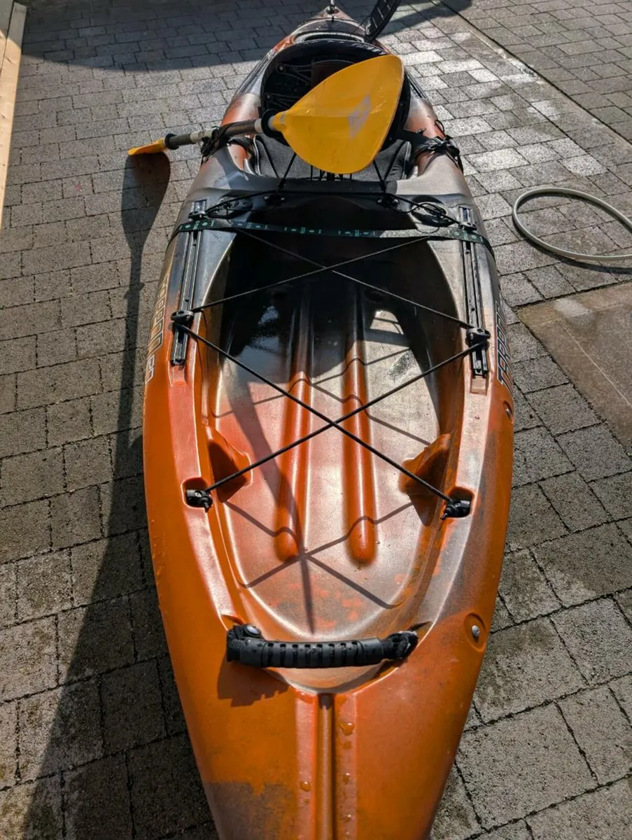 Wilderness Tarpon 120 - trolley/fish finder & more - Image 4