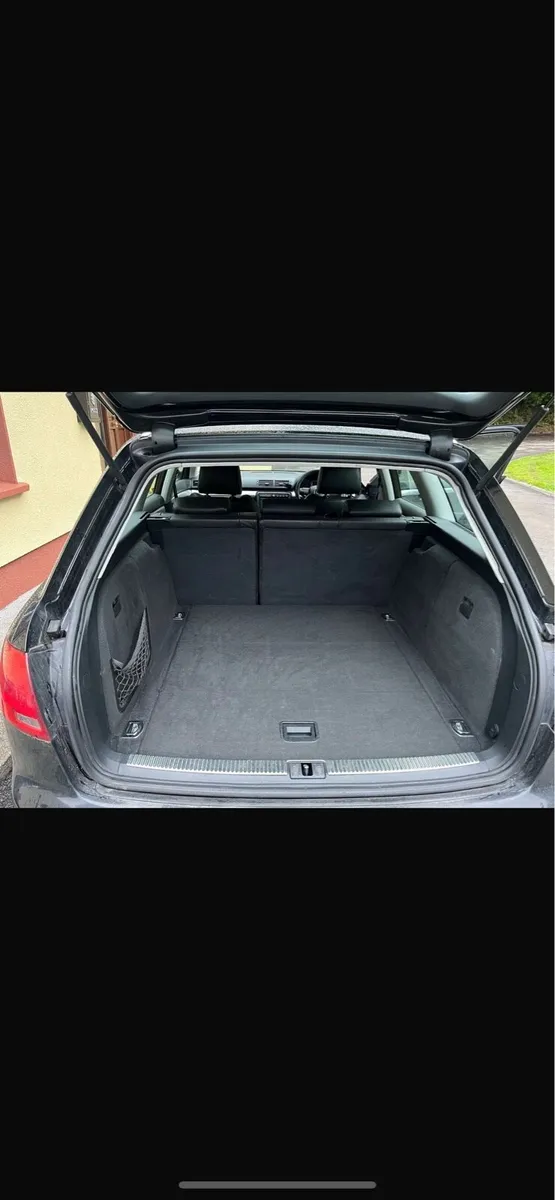 Car - Image 4