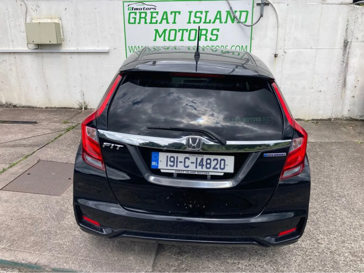 Honda Jazz Daa-gp5 - Image 2