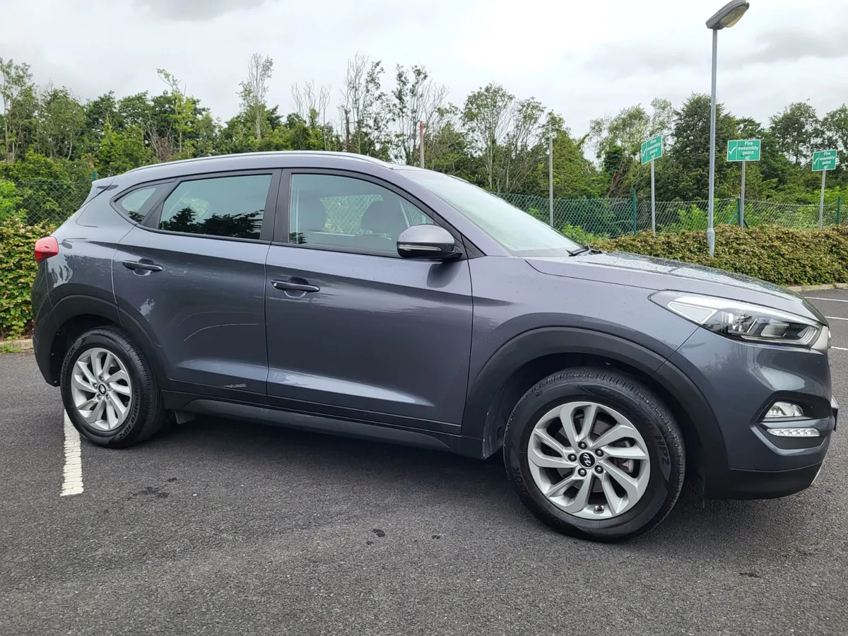 2018 HYUNDAI TUCSON 1.7D  LOW MILES - Image 1