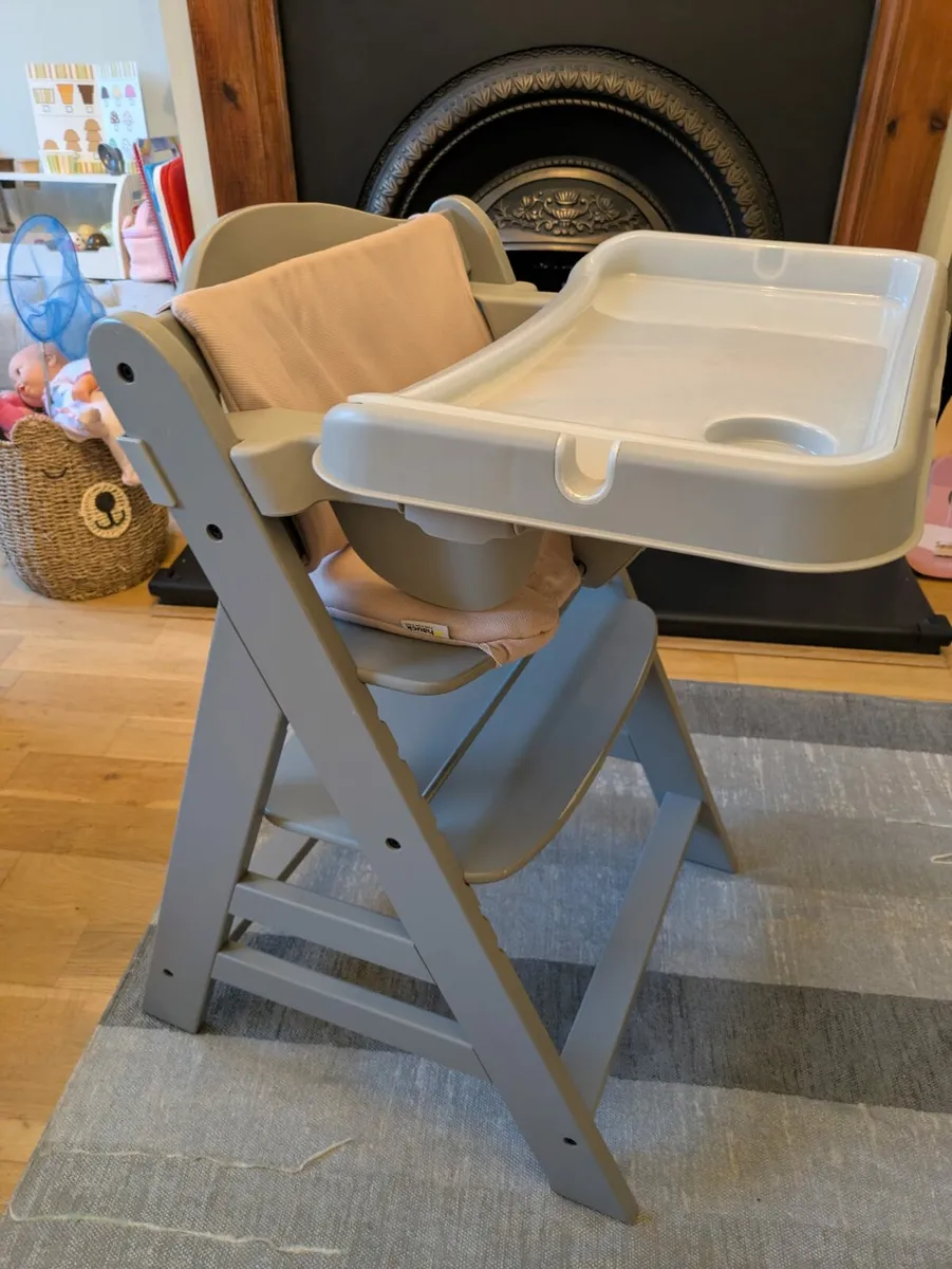 Hauck Highchair  with tray and seat pad - Image 3
