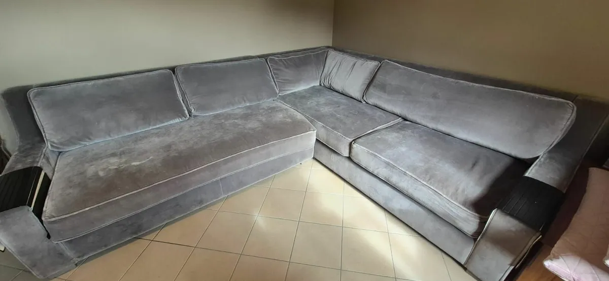 Charcoal velvet deep seated corner Sofa 1 year old - Image 2