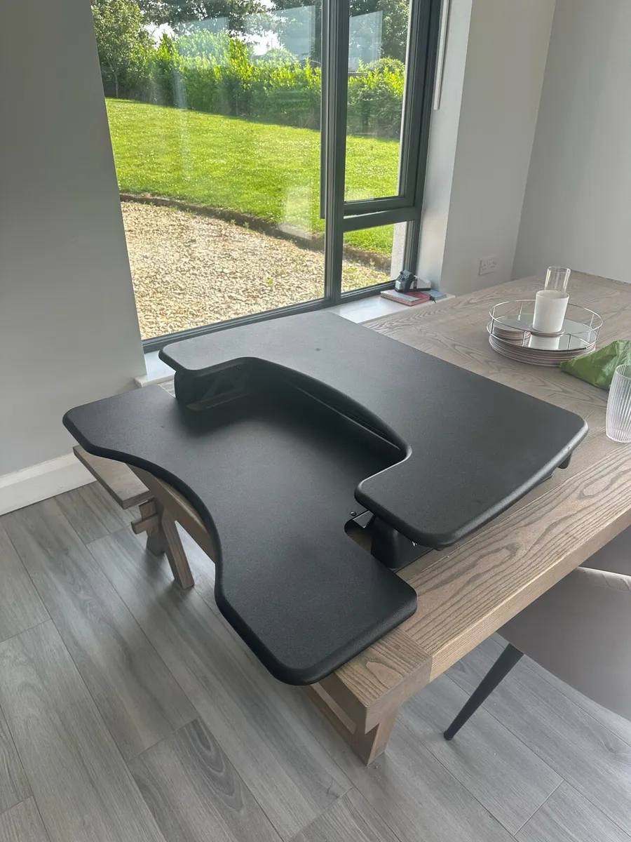 Sit/standing riser desk - Image 2