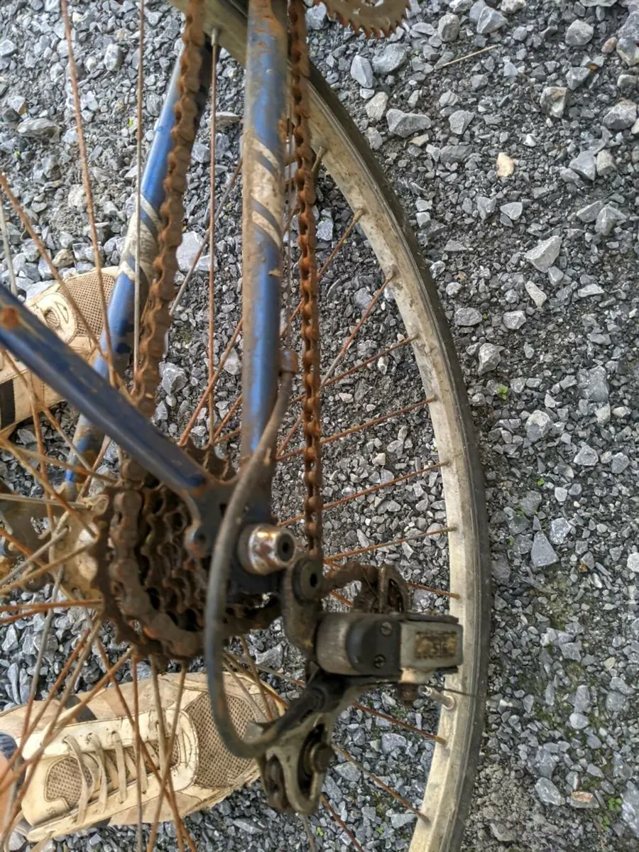 Road bike - Image 3