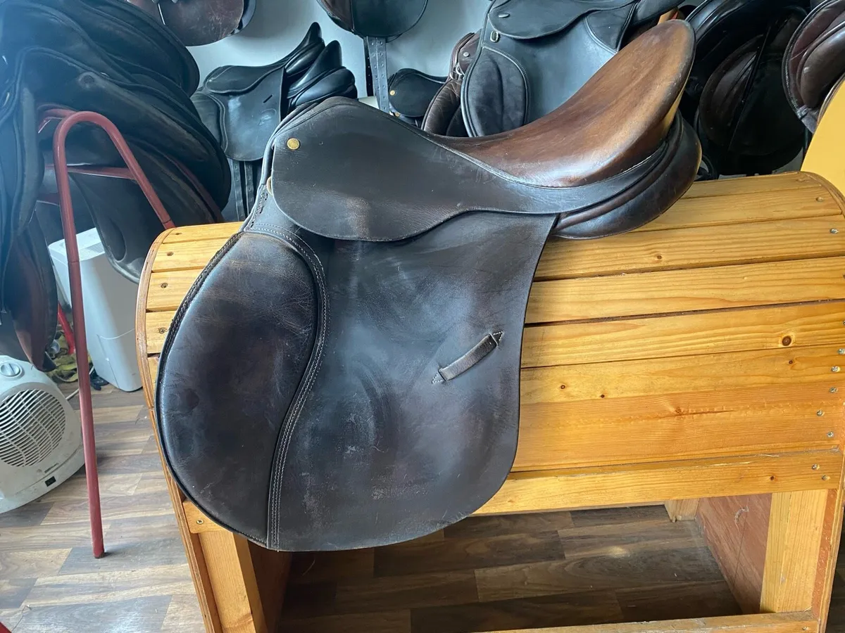 17” Charles mountford brown Leather saddle - Image 2