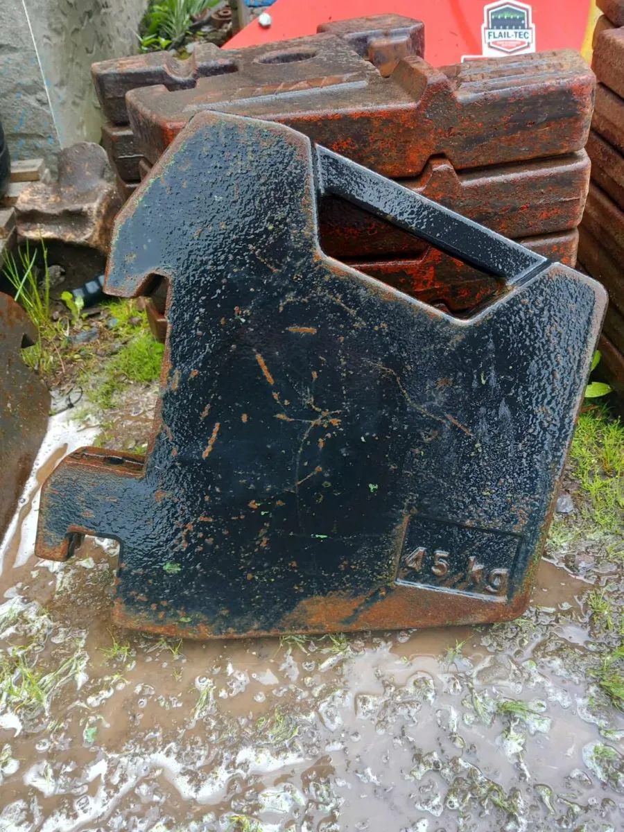Massey Ferguson,Fiat and New Holland Weights. - Image 2