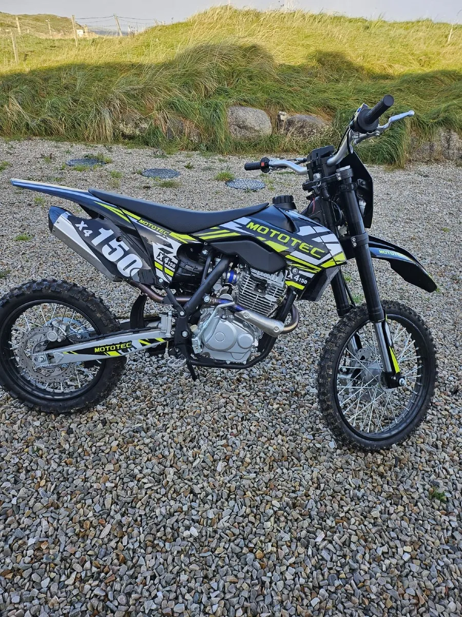 Dirt bike