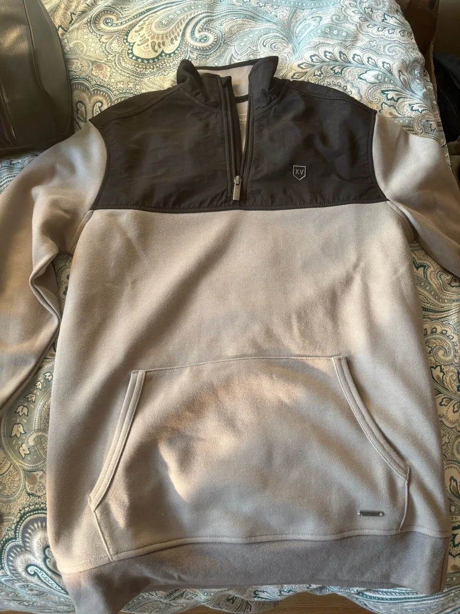 Tommy Bowe half zip - Image 1
