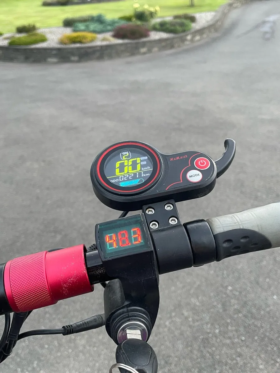 Kukirin m4 pro Electric scooter - Image 4