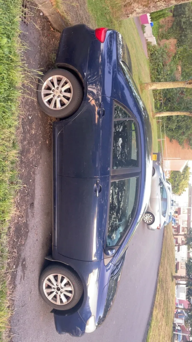 Toyota Corolla 2007 - Image 3