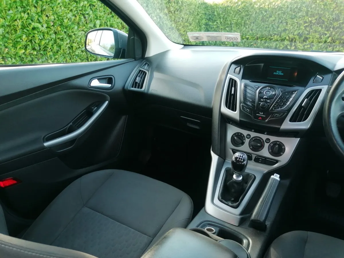 142 Ford Focus - Image 2