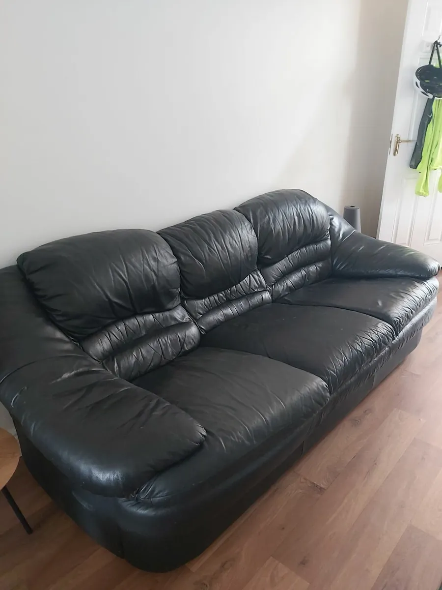 Free 3 seater couch - Image 1