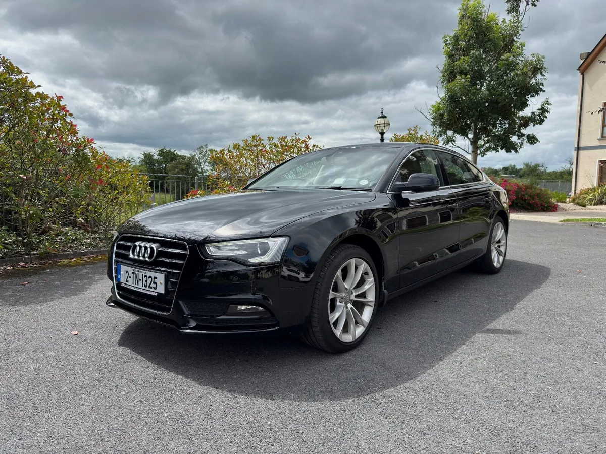 ✓VERY CLEAN AUDI A5 ULTRA 2,0TDI SE 143PS START - Image 2