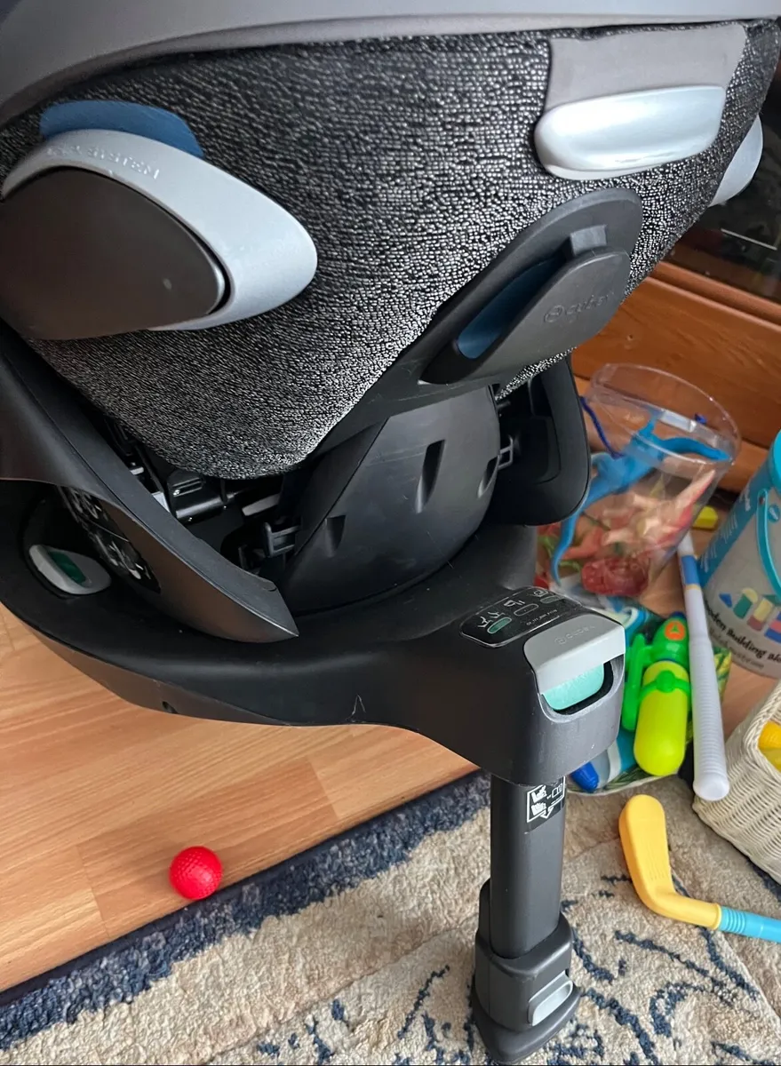 Baby car seat - Image 3