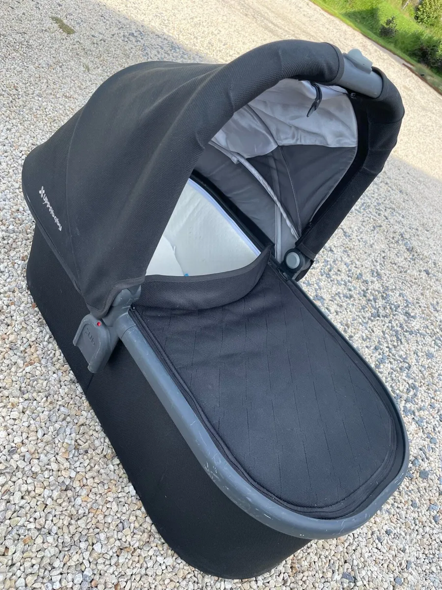 Vista uppababy Jake cot - Image 1